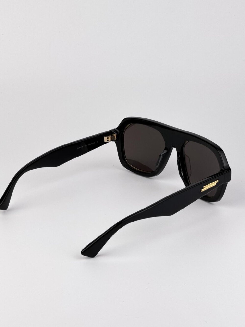 Bottega Veneta Women’s Sunglasses Black Grey Square BV1217S 001 New & Authentic - Picture 5 of 11